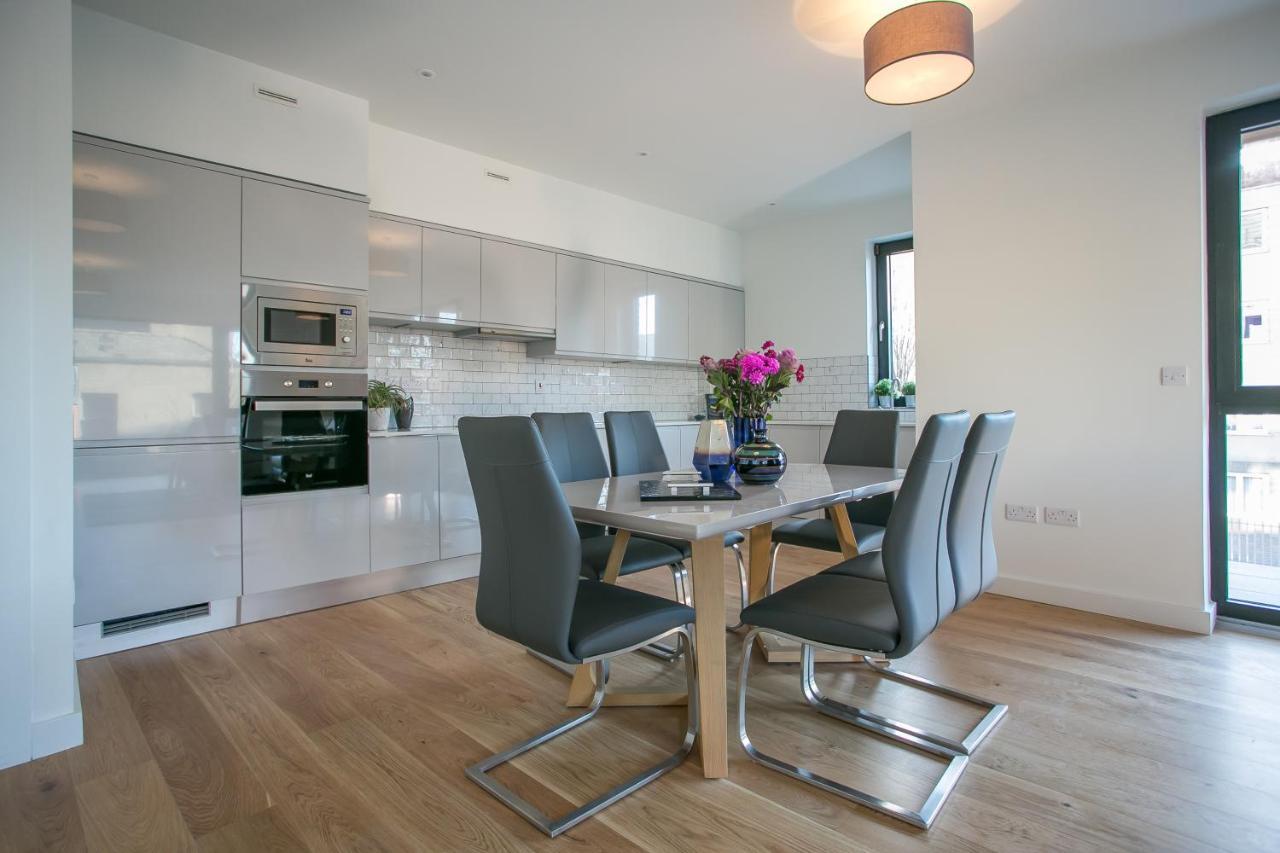 Grand Canal Square Apartments Dublin Eksteriør billede